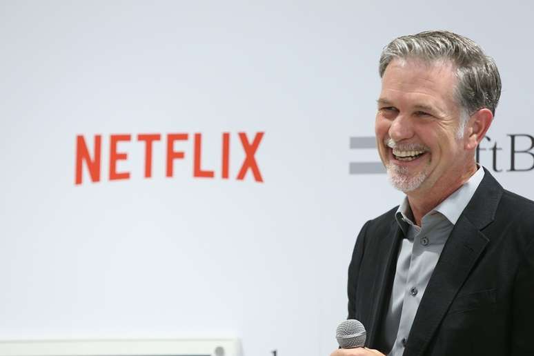 Reed Hastings incorporou o serviço de streaming antes que ele levasse o modelo de aluguel de DVDs da Netflix à falência