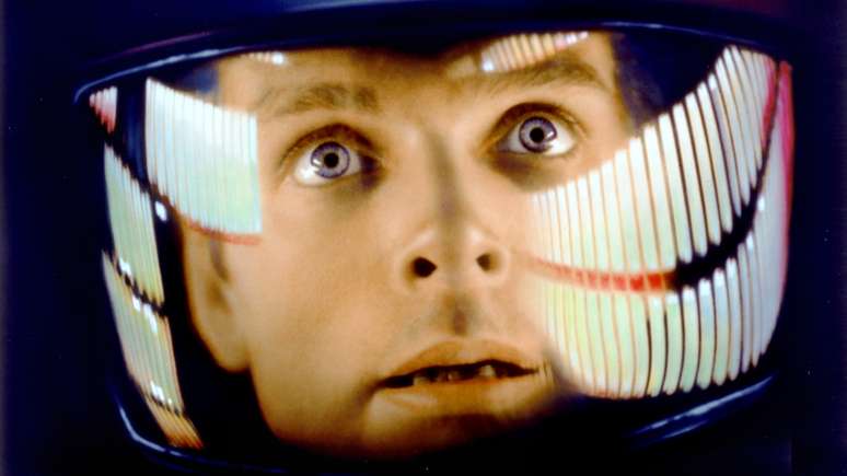 "2001: Uma Odisseia no Espaço" é um clássico do cinema e tem como tema as possibilidades da tecnologia