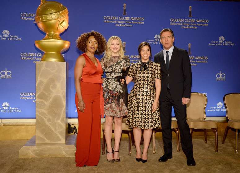 Atores Angela Bassett, Chloe Grace Moretz, America Ferrera e Dennis Quaid anunciaram os indicados ao Globo de Ouro 2016