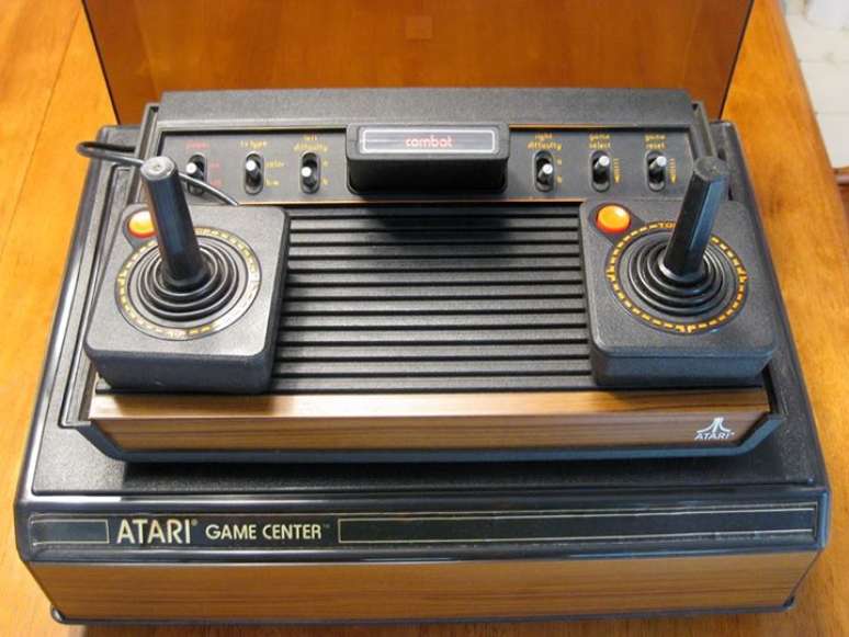 Um dos emuladores preferidos dos fãs do Atari 2600, o Stella é fácil de usar e não precisa de muitos recursos para rodar no computador