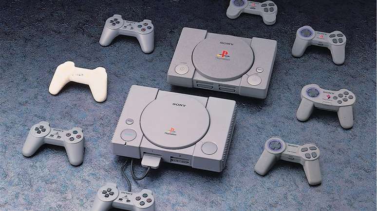 O ePSXe lê praticamente todos os CDs e emula gráficos, sons e controles do aparelho transformando seu computador em um verdadeiro PlayStation 1