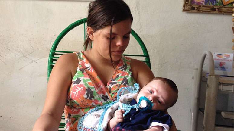 Valéria, mãe de Arthur Emanuel, teve sintomas do zika pouco antes de completar quatro meses de gravidez