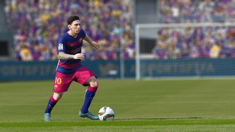 Nem só de craques atuais é formada a seleção de jogadores de FIFA 16