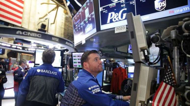 O Robinhood permite comprar e vender a&ccedil;&otilde;es nos mercados dos EUA