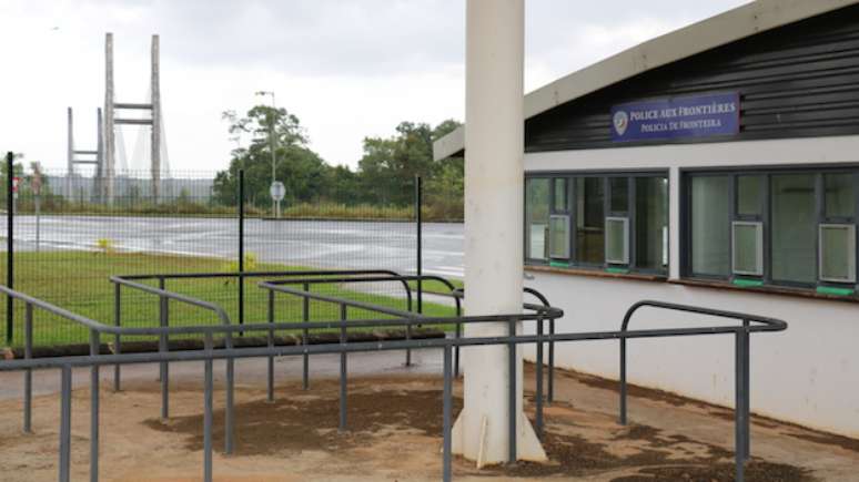 Cabines do lado da Guiana est&atilde;o instaladas, mas n&atilde;o h&aacute; funcion&aacute;rios