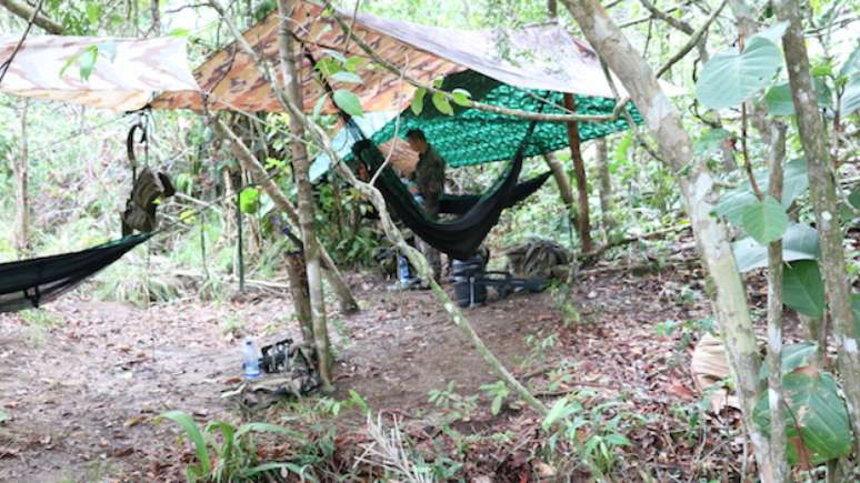 Acampamento de legionários na selva, o "lugar mais difícil que existe"