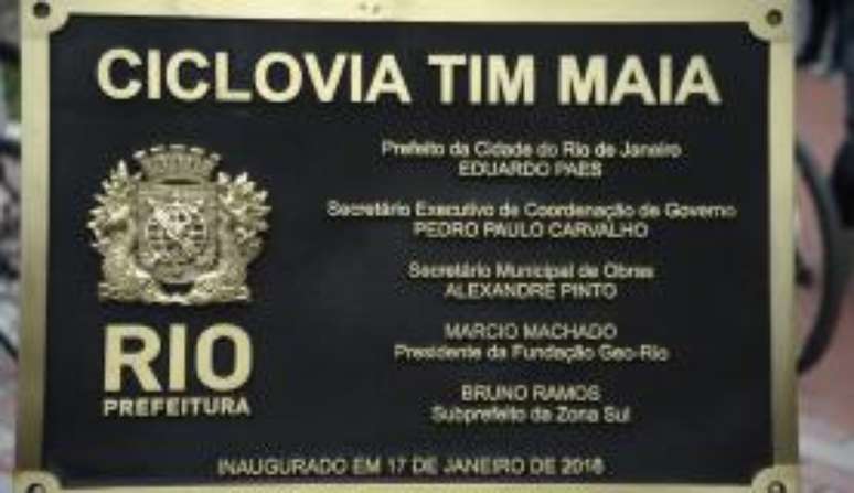 Placa de inauguração Ciclovia Tim Maia