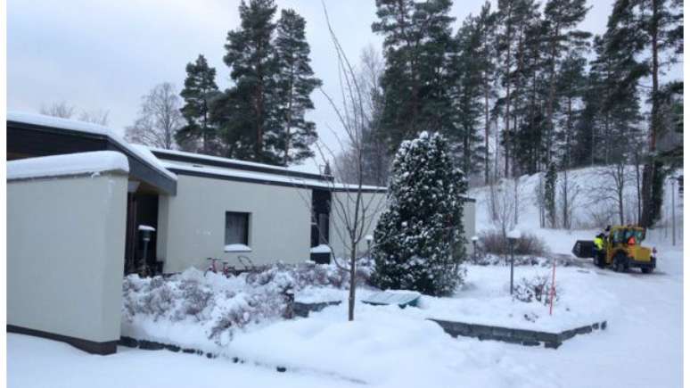 O centro de recep&ccedil;&atilde;o de Raasepoori, em meio &agrave; floresta na Finl&acirc;ndia