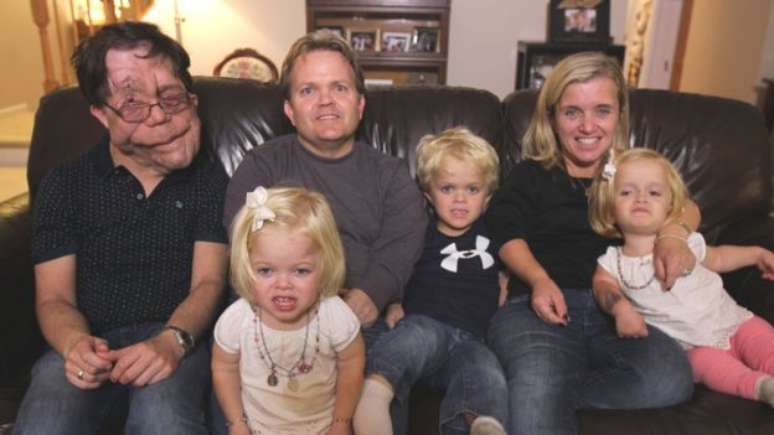 A fam&iacute;lia Hamill &eacute; considerada uma estrela dos reality shows nos Estados Unidos (Foto: BBC)