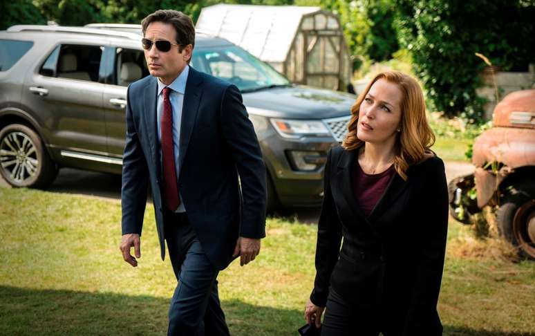 Fox Mulder, Dana Scully e o Ford Explorer