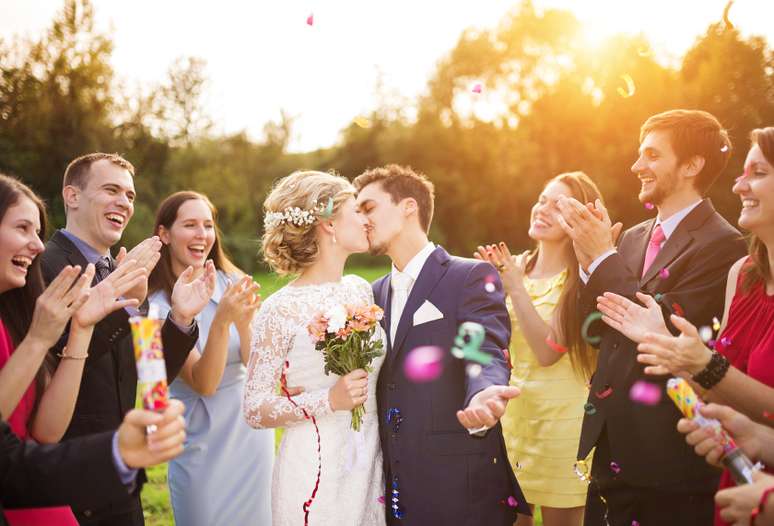 Saiba como fugir das tradições de casamento com 7 ideias criativas