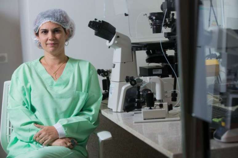 Mulheres optam por congelar embriões para ter mais segurança, diz a médica Altina Castelo Branco 