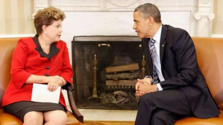 Obama e Dilma conversaram por telefone sobre a epidemia causada pelo zika vírus