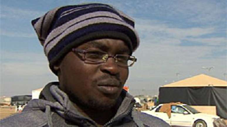 Adam é do Sudão e agora vive no centro de detenção de Holot (Foto: BBC)