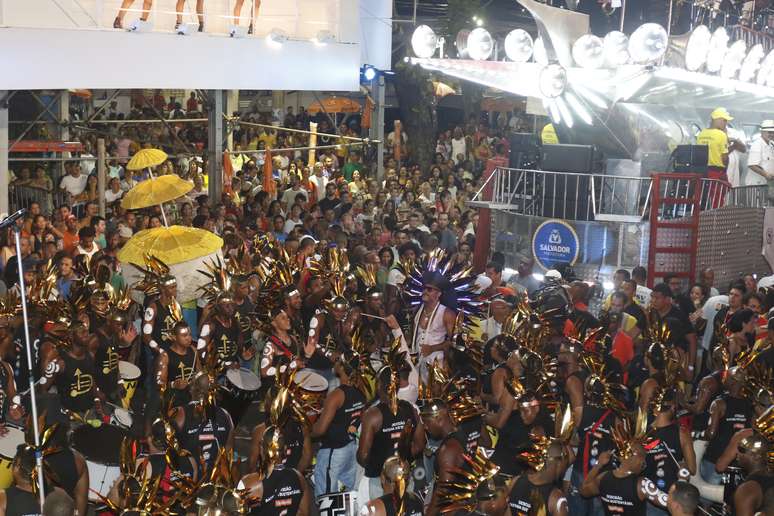 Carlinhos Brown no primeiro dia de Carnaval em Salvador