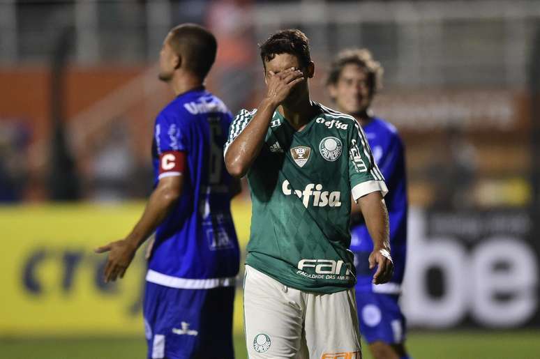 Jean fez sua estreia com a camisa do Palmeiras, mas...