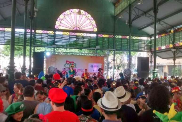 A proposta do bloco é homenagear músicas de carnaval de compositores cearenses. Não há um recorte histórico