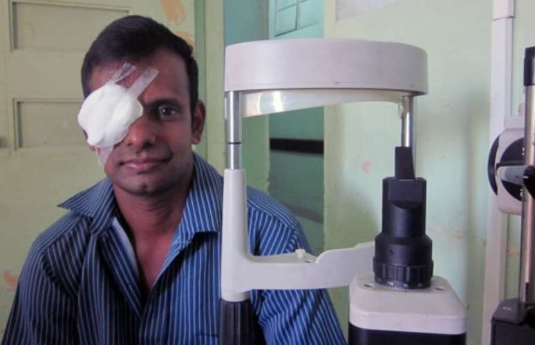 Malingam se recuperou do transplante em um hospital de Colombo (Foto: BBC)