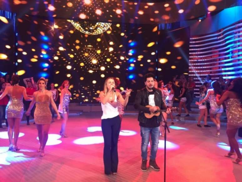 Os cantores já estiveram em diversos programas, como Domingão do Faustão