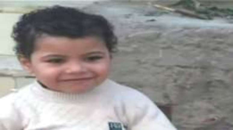Ahmed Mansour Qurani Ali tinha um ano de idade à época dos fatos pelos quais foi condenado à prisão perpétua.