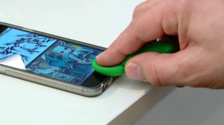 Sensores de baixa resolução podem ser enganados por dedos feitos de massinha de modelar.