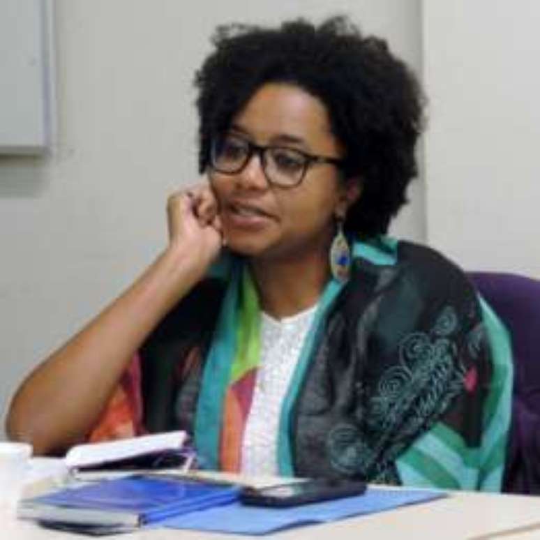 Personagens como Antonieta d&atilde;o visibilidade ao negro, diz Alexandra Alencar