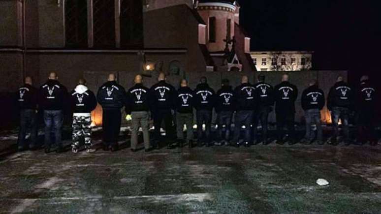 Deputado foi criticado ap&oacute;s manifestar simpatia pelo grupo xen&oacute;fobo 