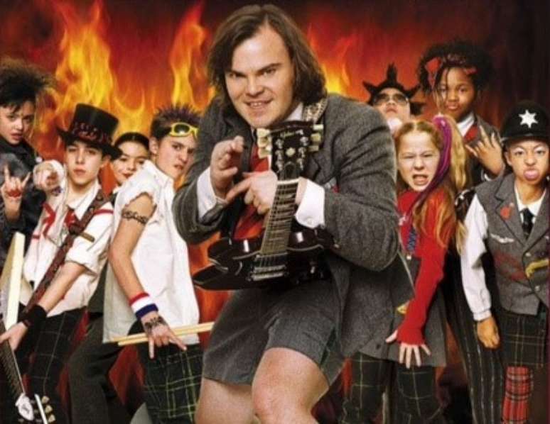 Jack Black vive Dewey Finn, um cantor e guitarrista de rock que se passa por professor substituto em uma escola americana tradicional em Escola do Rock