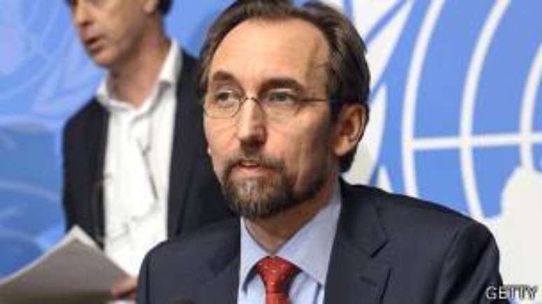 Alto comissário para direitos humanos, Zeid Ra'ad Al Hussein reconheceu em 2015 que a ONU demorou para passar informações a promotores na França