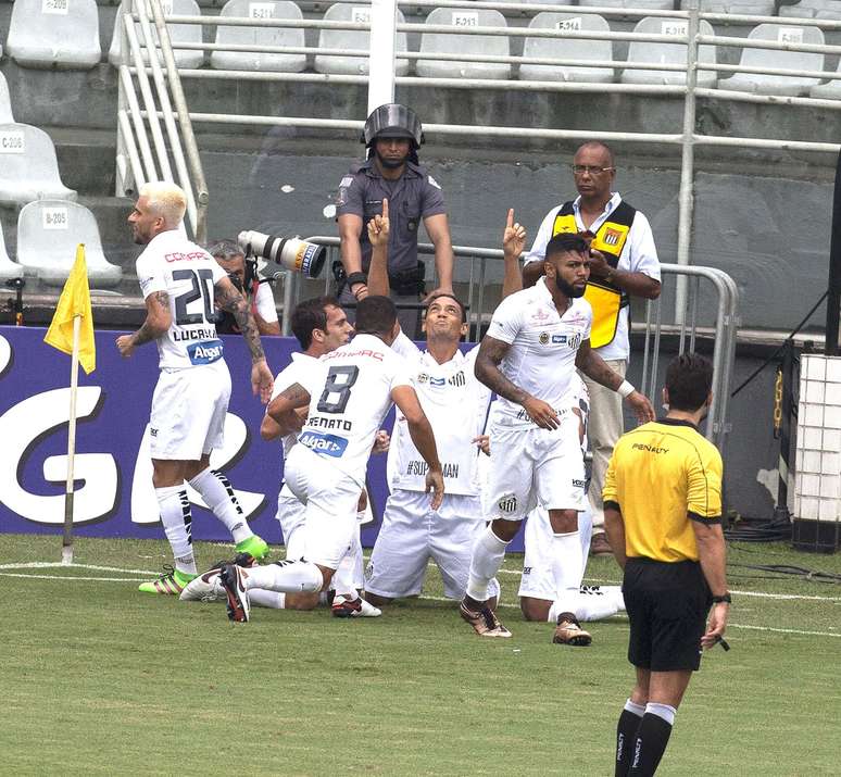 Ricardo Oliveira foi o nome do jogo na Vila Belmiro