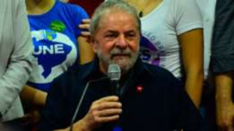 Aarão Reis diz que Lula ainda é candidato possível em 2018