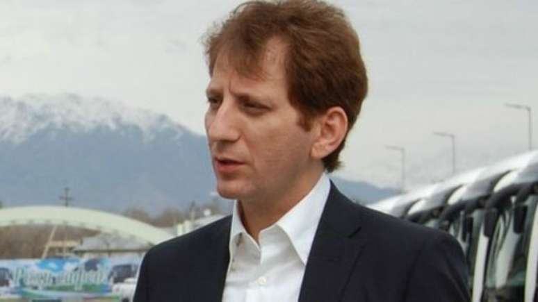 "N&atilde;o fa&ccedil;o pol&iacute;tica, apenas neg&oacute;cios. Estou orgulhoso de trabalhar como empres&aacute;rio para a Rep&uacute;blica Isl&acirc;mica do Ir&atilde;", afirmou Zanjani em 2013