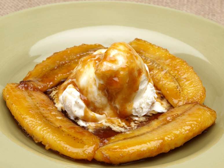 Bolo de banana: confira três receitas fáceis de fazer