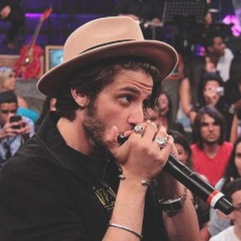 Da telenovela surgiu a banda Rebeldes – composta pelos seis protagonistas da novela, entre eles Chay Suede. A banda atuou em conjunto entre 2011 e 2012. Em 2013, o cantor lançou seu primeiro álbum solo logo após a dissolução do grupo pop 