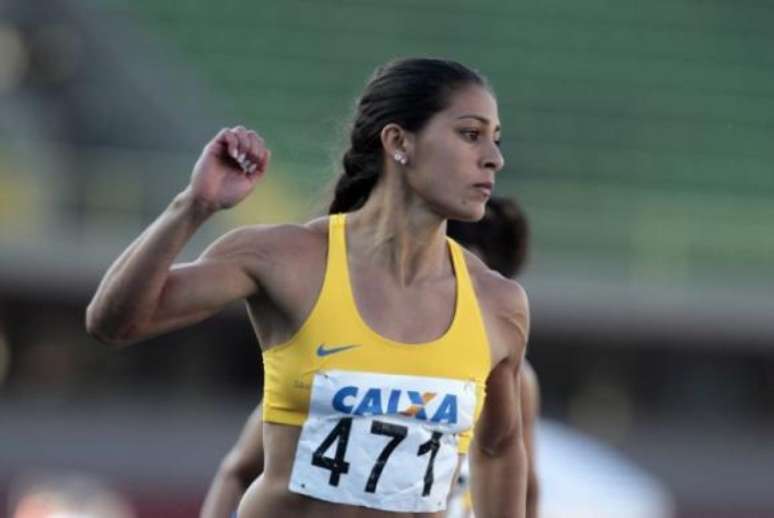 Teste da atleta Ana Claudia Lemos deu positivo para anabolizante 