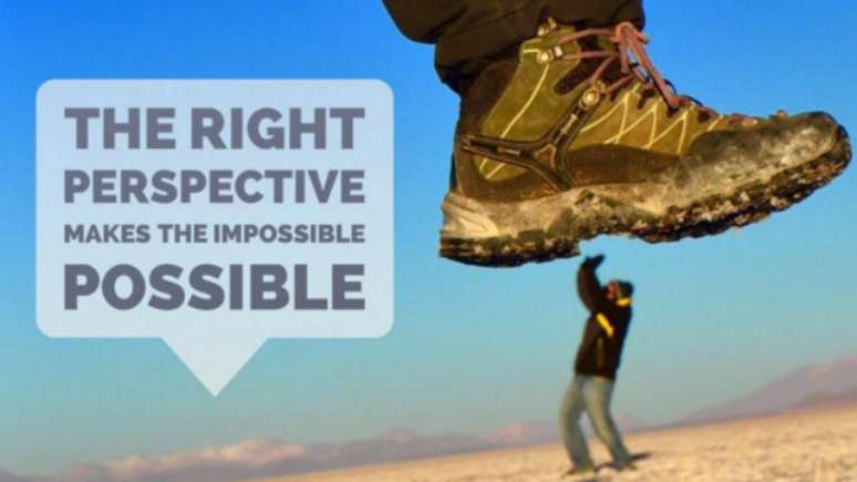 Foto no Instagram de @sergio_eyes mostra brincadeira feita no Salar de Uyuni, na Bol&iacute;via