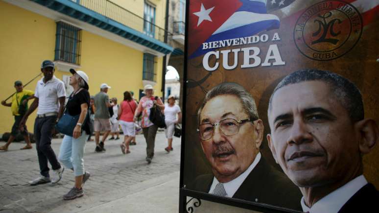 Obama faz visita oficial a Cuba para selar reaproximação