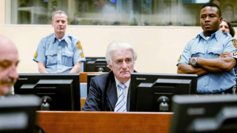 Radovan Karadzic foi condenado a 40 anos de prisão por genocídio e crimes contra a humanidade