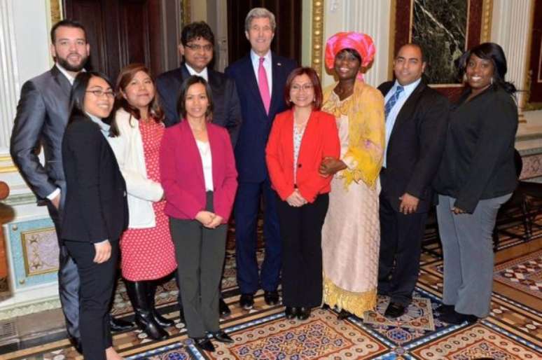 Na Casa Branca, junto ao Conselho Consultivo sobre Tráfico Humano, e o secretário John Kerry