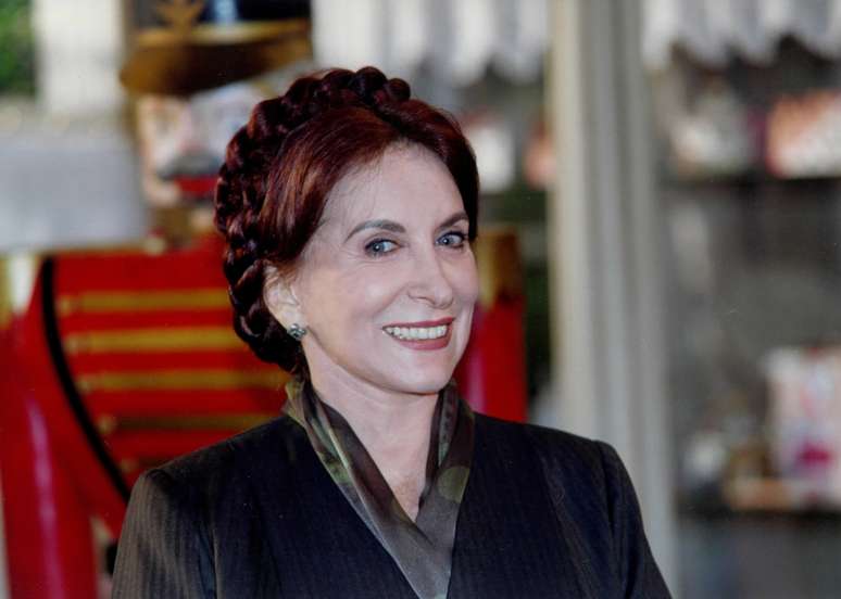 A atriz Tereza Rachel na novela "Era uma Vez", da TV Globo