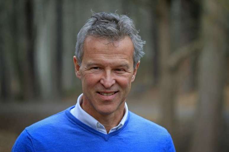 Material pode reduzir custos de painéis solares, diz Lars Berglund