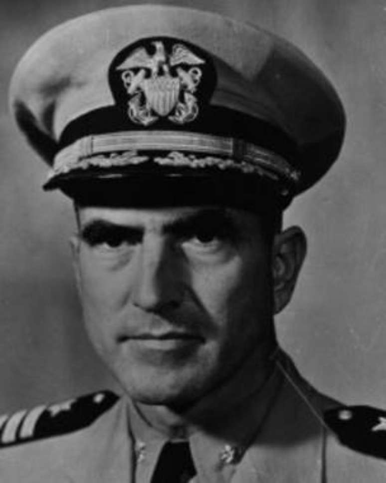 O navio de guerra foi batizado em homenagem ao almirante Elmo Zumwalt, chefe de opera&ccedil;&otilde;es navais dos EUA durante a guerra do Vietn&atilde; (Foto: Getty)