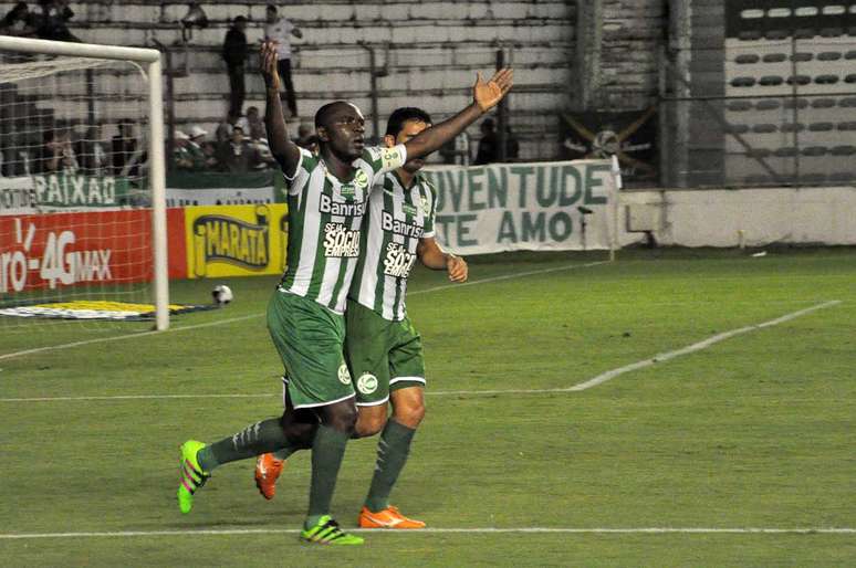 O veterano meio-campista Hugo marcou um dos gols da vitória do Juventude