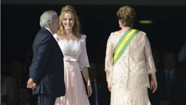 Michel e Marcela Temer na cerimônia de posse de Dilma Rousseff em 2015; relacionamento relâmpago e discrição na vida pessoal