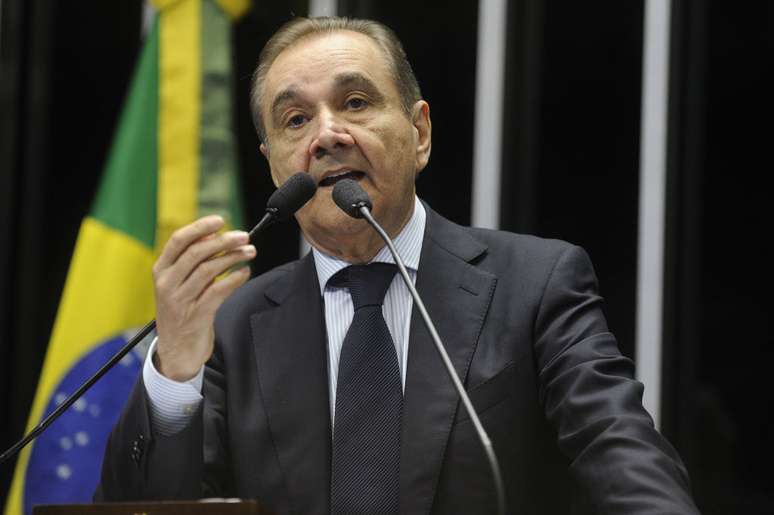 José Agripino Maia diz que governo chegou ao teto de votação com intenção de 23 votos