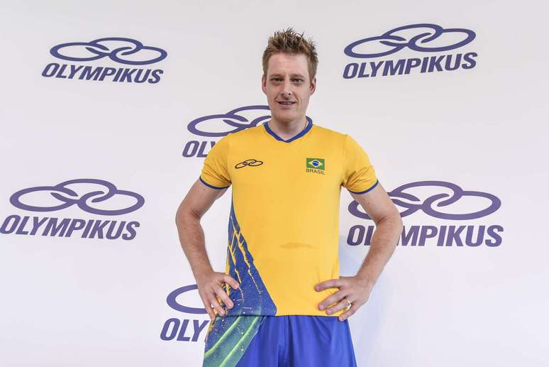 Murilo, do Sesi, é o capitão da seleção masculina e foi um dos atletas que participaram da apresentação dos uniformes para a disputa da Olimpíada