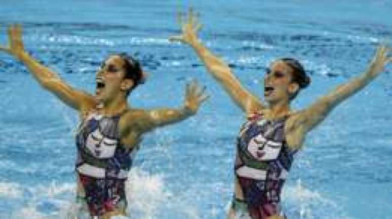 Lara Teixeira e Nayara Figueira representar&atilde;o o Brasil no nado sincronizado