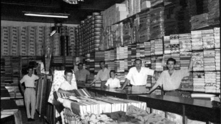 Loja Chucri Makai, em 1955, em São Paulo; sírios e libaneses tornaram-se bons comerciantes