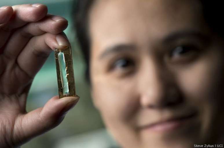Estudante de doutorado Mya Le Thai estava "brincando" com nanocabos quando decidiu usar capa de gel