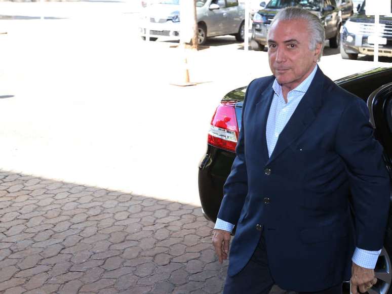 Temer: pressão por cargos no primeiro escalão já pesam nas contas do futuro governo